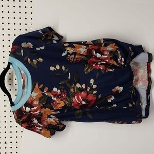 Oddy Top Floral Tucked At Waist NWOT